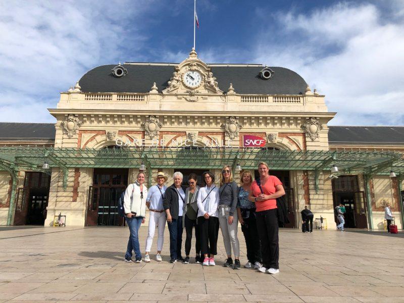 Nice-ville Station Blue Walk France walking tour vacation with group