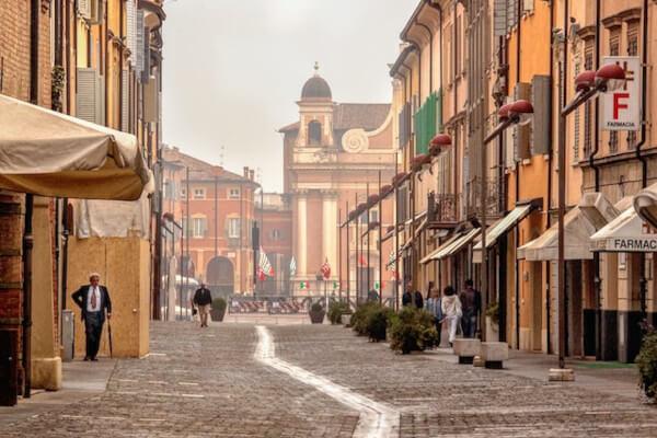street scene itinerary Parma Italy walking vacation